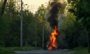 Фото до матеріалу: Обстріли Нікополя та області: пошкоджено авто, житлові будинки та інфраструктуру, є постраждала дитина