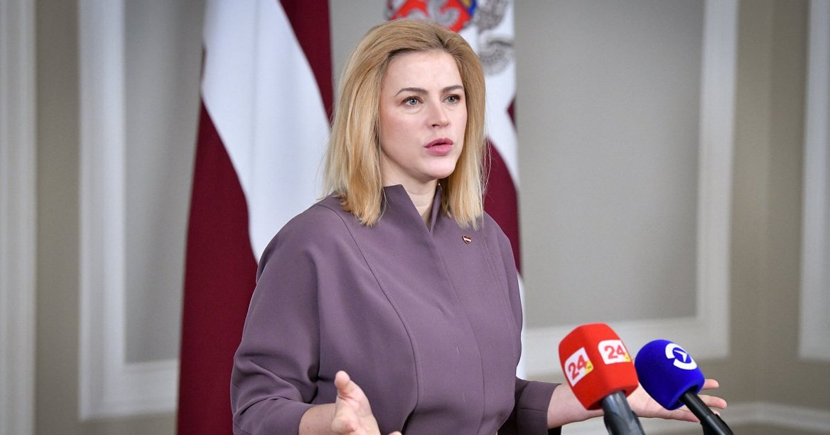 Фото до матеріалу: Латвія залишилася без уряду: прем'єр Евіка Сіліня подала у відставку