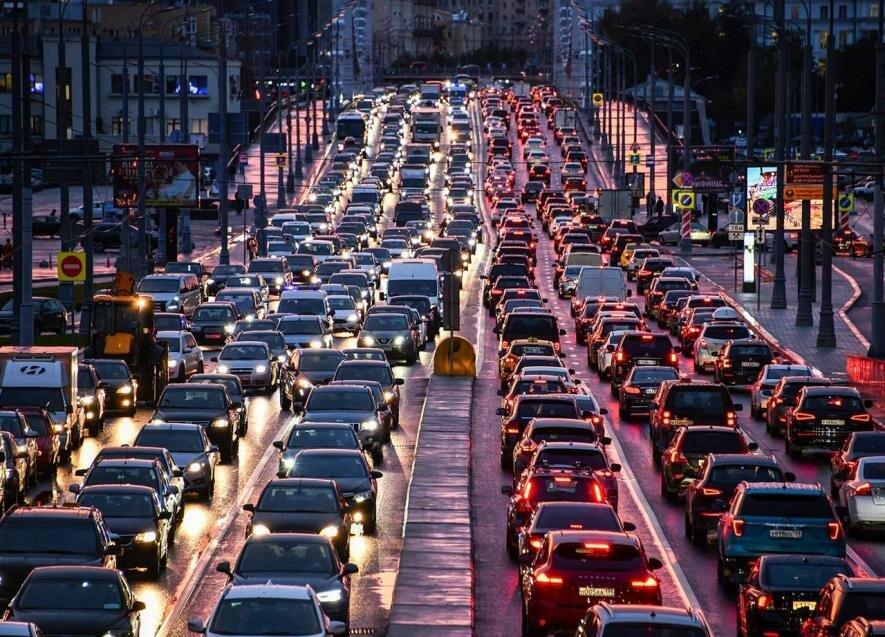 Фото до матеріалу: У Києві поменшало машин: трафік у столиці скоротився на 11 тисяч авто