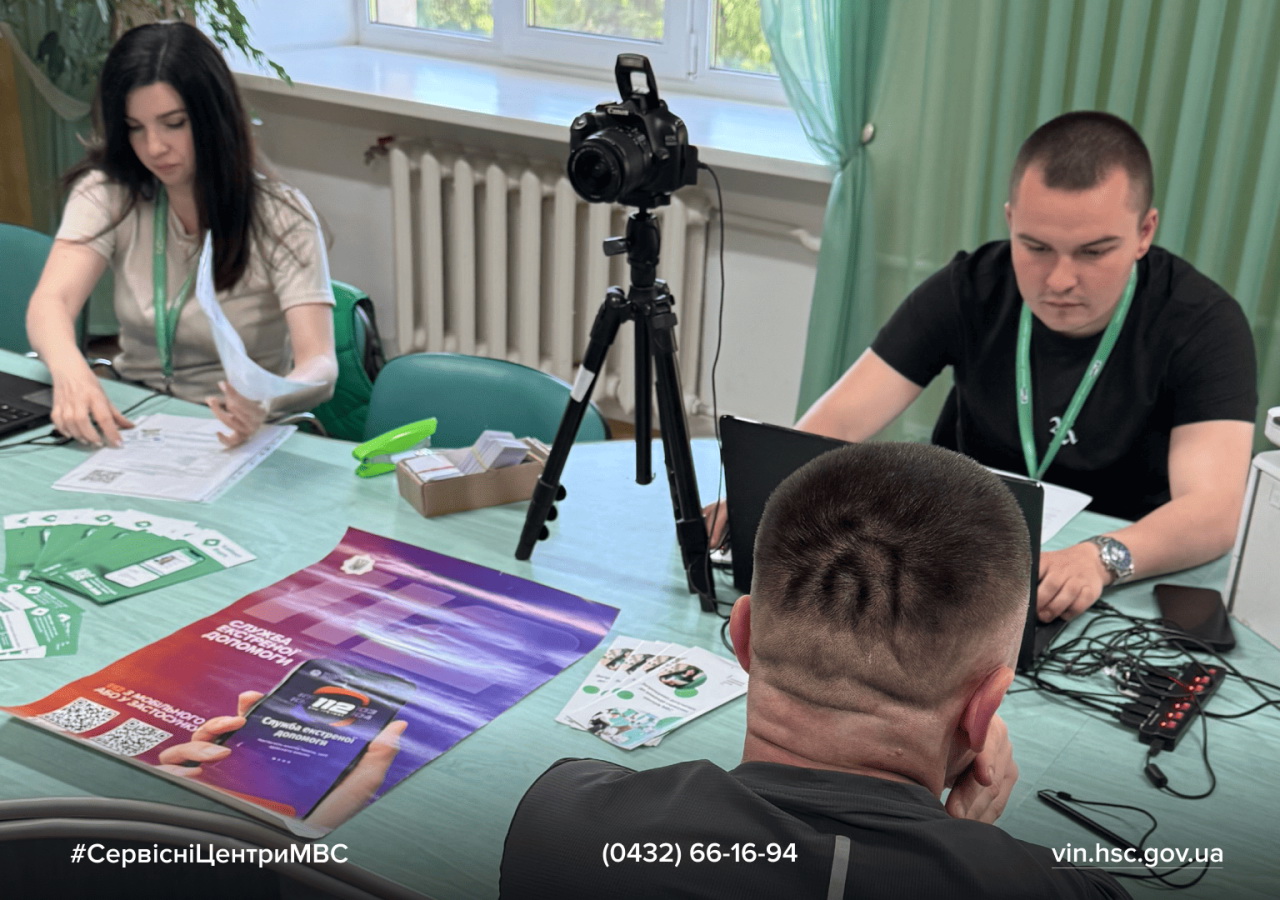 Фото до матеріалу: На Вінниччині 44 звільненим із полону захисникам відновили посвідчення водія