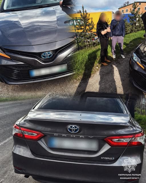Фото до матеріалу: Патрульні зупинили викрадену Toyota Camry: машину розшукувала поліція Києва