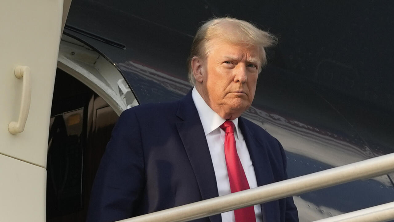 Фото до матеріалу: Трамп спростував домовленості з Путіним про Донбас і не виключив візит до РФ