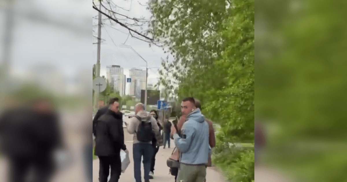 Фото до матеріалу: Поліція відпустила військовополоненого, який кинув яйцем у Єрмака