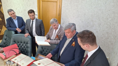 Фото до матеріалу: Випускники в Польщі вперше склали іспит з української мови як іноземної