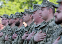 Фото до матеріалу: Трамп підходить до Китаю в ослабленій позиції через конфлікт з Іраном