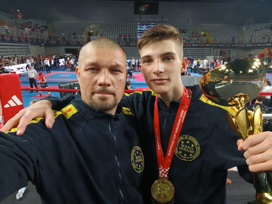 Фото до матеріалу: Кропивничанин Володимир Поляченко здобув золото і бронзу на Кубку Європи з кікбоксингу