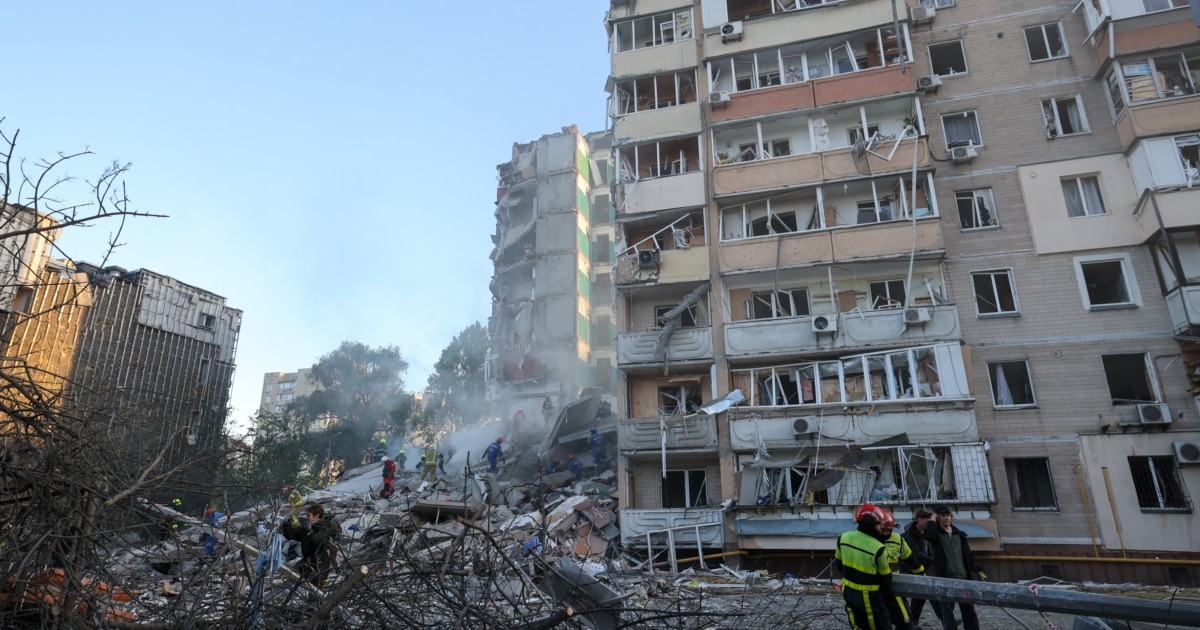 Фото до матеріалу: Київ після масованої російської атаки: руйнування та наслідки