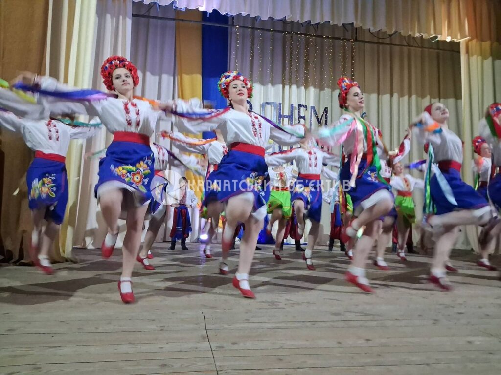 Фото до матеріалу: В Перечині відзначили Міжнародний день танцю масштабним концертом