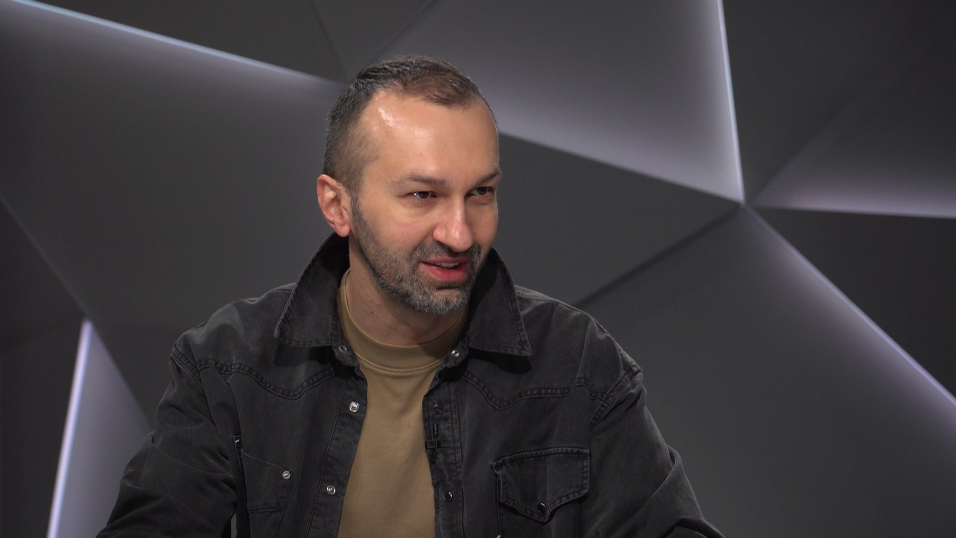 Фото до матеріалу: Сергій Лещенко: Україна має більше козирів, ніж думали Трамп і Путін