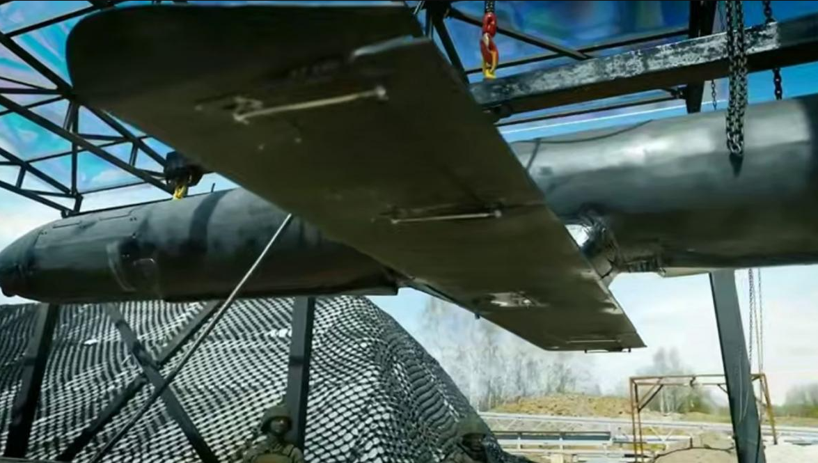 Фото до матеріалу: Росія показала ракету "Герань-5": що відомо про нову зброю