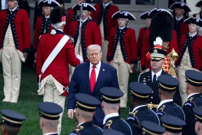 Фото до матеріалу: Трамп готує блокаду Ормузької протоки: як це вплине на ціни на нафту