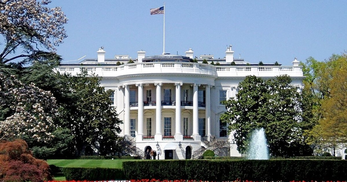 Фото до матеріалу: Україна втратила надію на США: Зеленський дистанціюється від Вашингтона