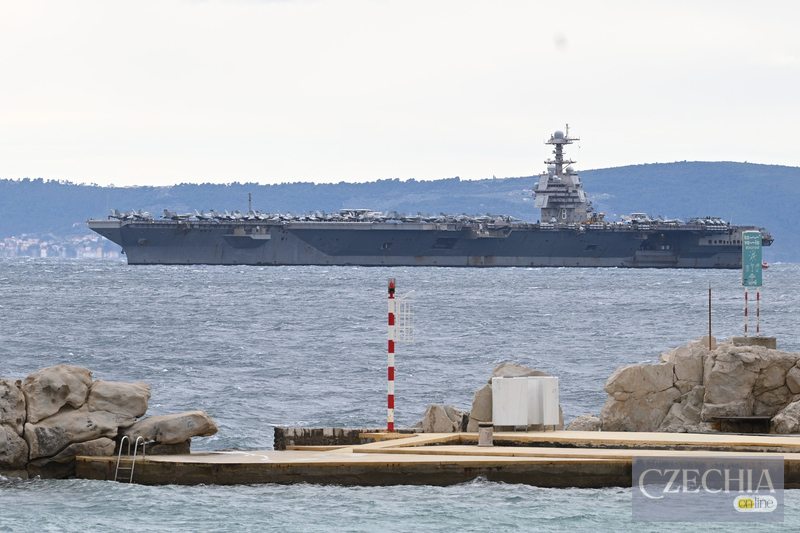 Фото до матеріалу: Американський авіаносець USS Gerald R. Ford повертається до США: що це означає для регіону