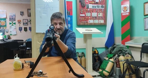 Фото до матеріалу: СБУ викрила мережу підготовки кримських школярів до війни проти України