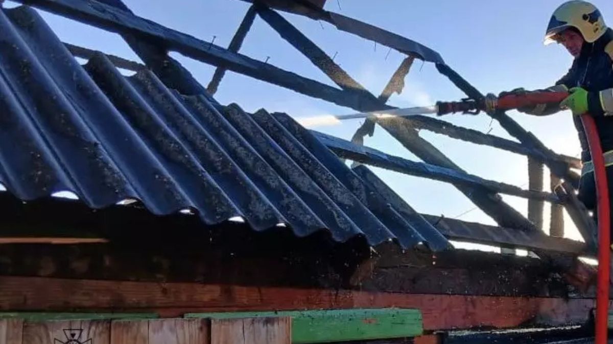Фото до матеріалу: Рятувальники ліквідували серію пожеж у Калуському районі