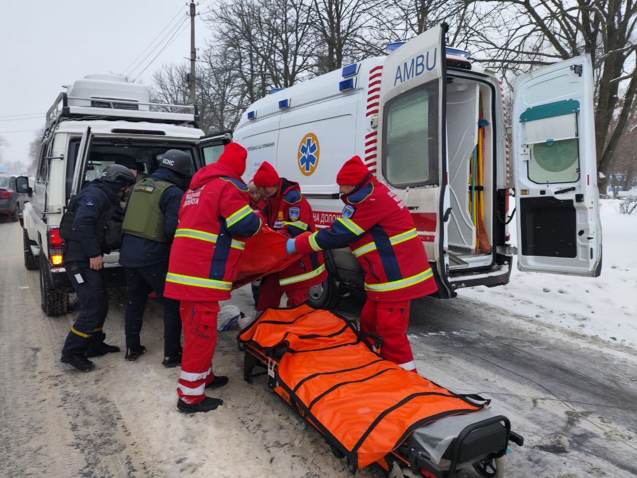 Фото до матеріалу: Двоє загиблих у Нікополі внаслідок нічного артобстрілу