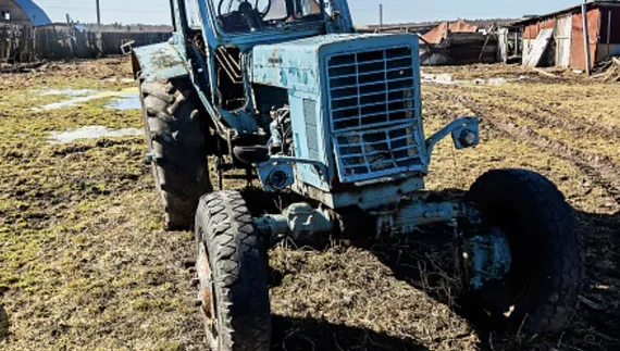 Фото до матеріалу: Юний майстер з Рогізок випалює сувеніри для ЗСУ та чекає на брата-захисника