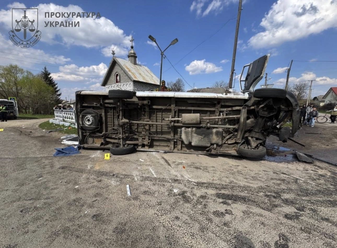 Фото до матеріалу: Адвокат став підозрюваним у смертельній ДТП на Прикарпатті