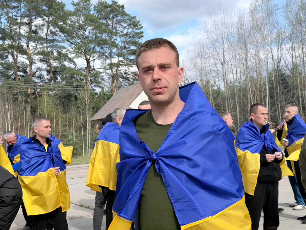 Фото до матеріалу: 193 українських воїнів повернулися додому: новий обмін полоненими