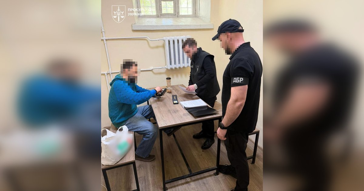 Фото до матеріалу: Народному депутату Дубінському вручили підозру у державній зраді