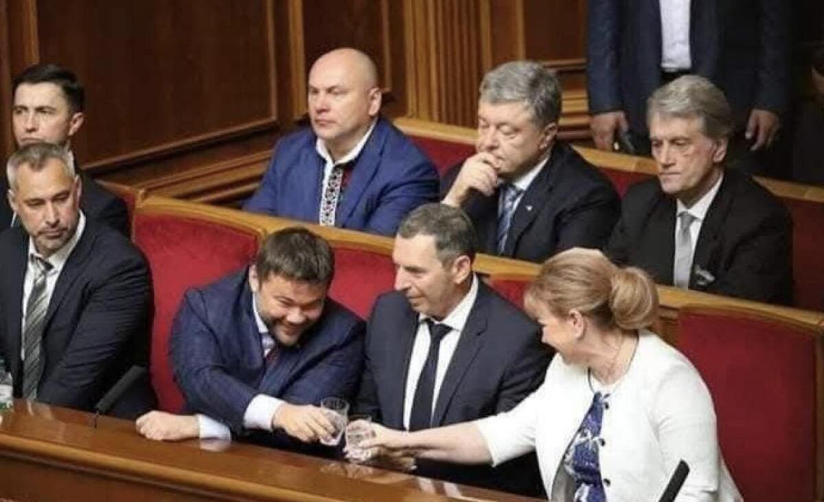 Фото до матеріалу: Архівне фото з Верховної Ради стало приводом для обговорень