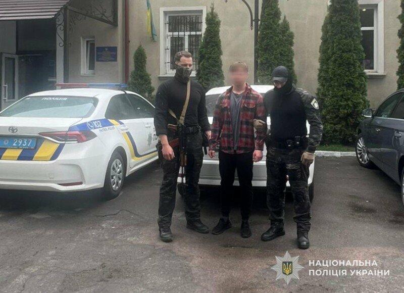 Фото до матеріалу: У Львові затримали підозрюваного у підпалі Ісламського центру