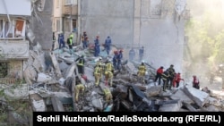 Фото до матеріалу: У Києві обвалився дев'ятиповерховий будинок: 20 зниклих, 5 загиблих