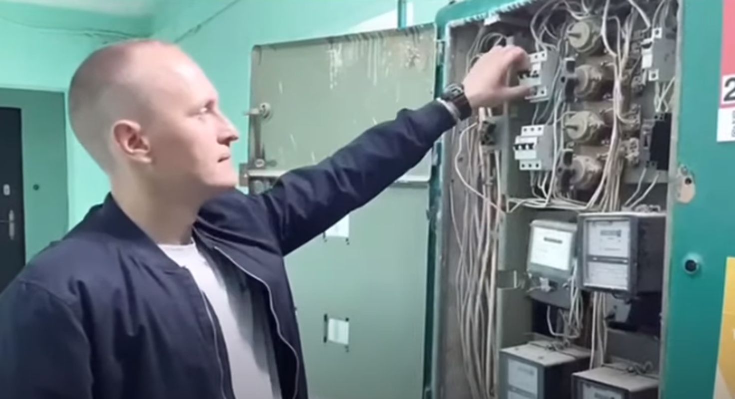 Фото до матеріалу: Українцям масово мінятимуть лічильники світла: що почнуть встановлювати замість старих приладів