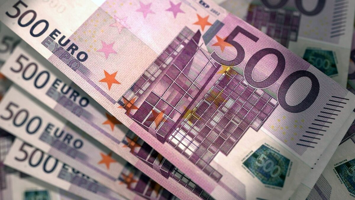 Фото до матеріалу: ЄС може вже наступного тижня перерахувати Україні перші кошти з кредиту на €90 млрд – borg.expert – медіа-портал про борги та банкрутство
