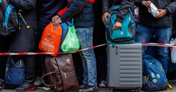 Фото до матеріалу: Україна втрачає 700 тисяч людей: експерт про демографічний спад та міграцію