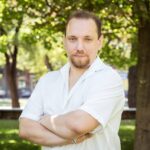 Фото до матеріалу: Атака на Нікопольщину: пошкоджено житло та інфраструктуру, жертв немає