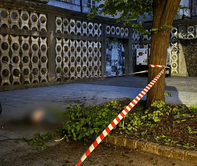 Фото до матеріалу: У Львові загинув австралієць, який стрибнув з вежі ратуші