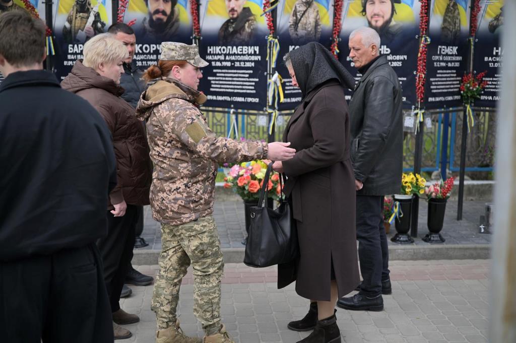 Фото до матеріалу: Героїв Камінь-Каширського району нагородили державними відзнаками