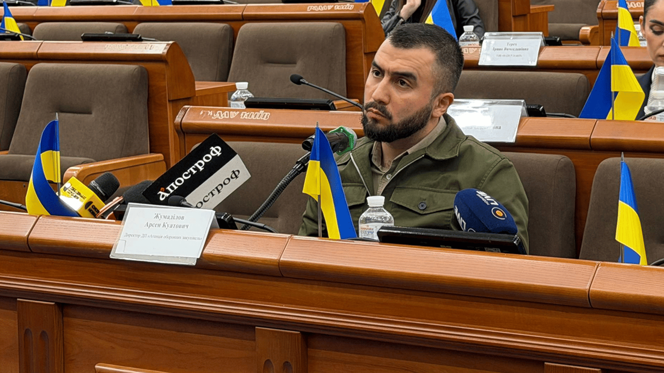 Фото до матеріалу: Жумаділов розповів, як Умєров привіз його на зустріч із Міндічем у Києві
