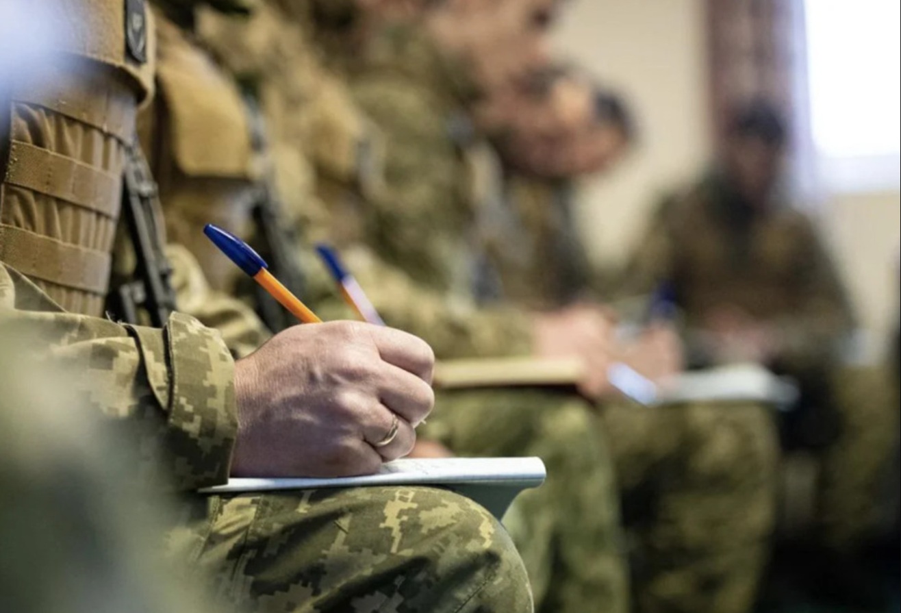 Фото до матеріалу: Україна розглядає лотерею за датами народження: як США в'єтнамської війни та чому обирають інший шлях