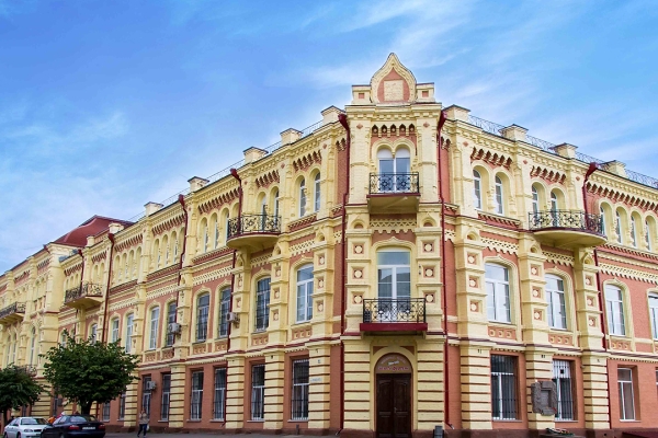 Фото до матеріалу: У Уманському педуніверситеті виявили фінансові порушення на 3 мільйони гривень