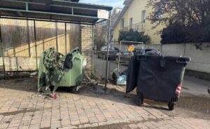 Фото до матеріалу: Сім контейнерів для сміття згоріли вщент у Стрию за кілька днів