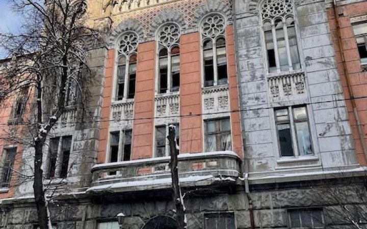 Фото до матеріалу: Три київські храми медицини, які рятували людей, тепер потребують відновлення