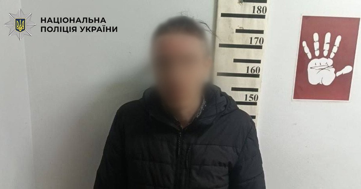 Фото до матеріалу: У Києві затримали чоловіка, який стріляв з вікна квартири