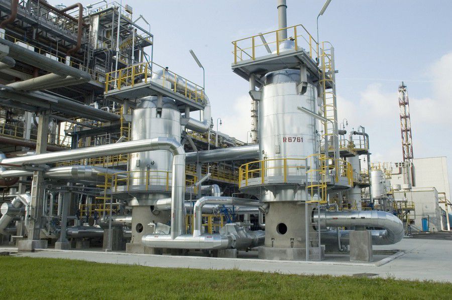 Фото до матеріалу: Калуська рада вимагає державного контролю над «Карпатнафтохімом» через загрозу техногенної катастрофи