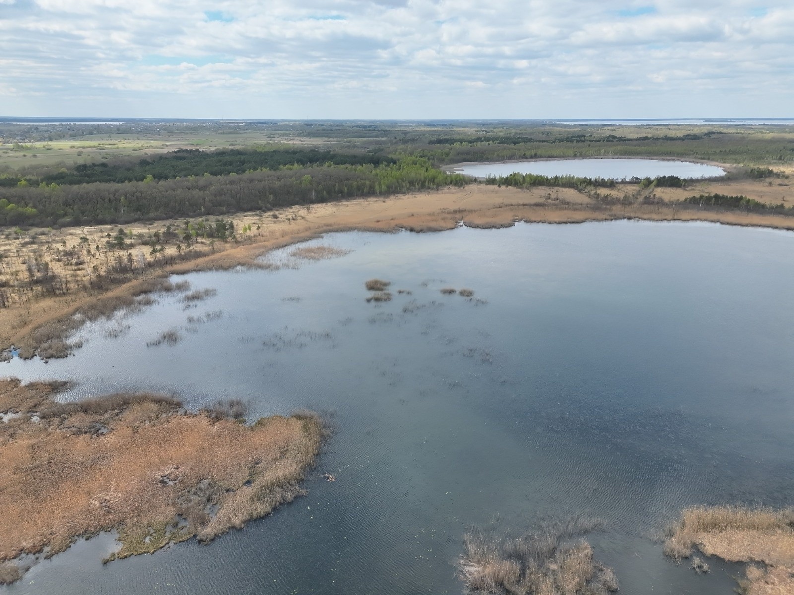 Фото до матеріалу: Шацький нацпарк використав дрони для моніторингу урочища «Став"