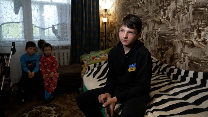 Фото до матеріалу: 12-річний хлопець знешкодив FPV-дрон, що летів на родину: історія Анатолія з Семенівки