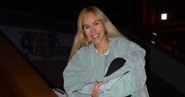 Фото до матеріалу: Даша Квіткова спростувала чутки про вагітність після фото з обручкою