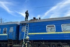 Фото до матеріалу: У «Дії» запустили оформлення е-Картки платника податків для дорослих і дітей