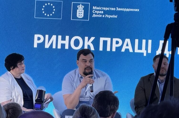 Фото до матеріалу: Україна ризикує втратити половину майбутньої робочої сили через демографічний спад
