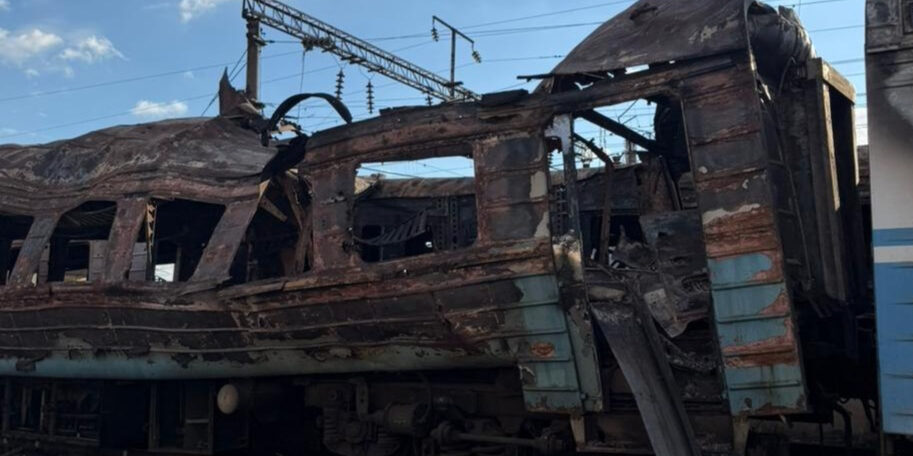 Фото до матеріалу: РФ масовано атакувала об’єкти Укрзалізниці, під ударом була Львівщина