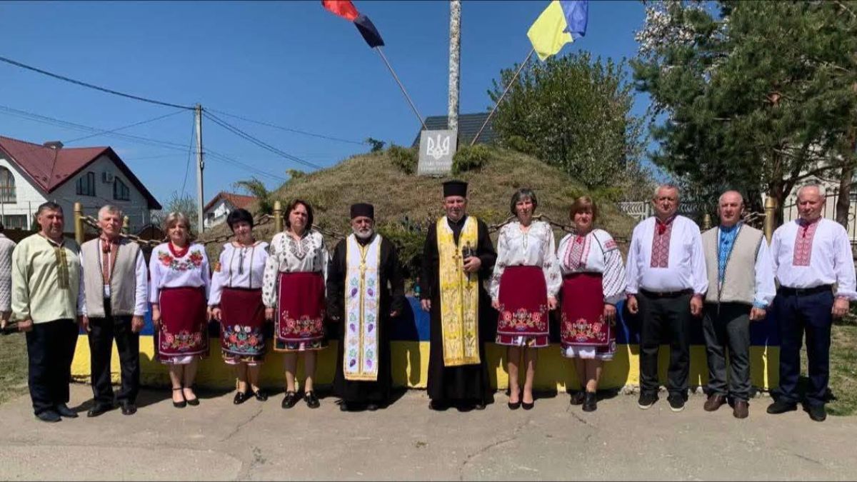 Фото до матеріалу: У Пійло восьмий місяць поспіль моляться за зниклих воїнів: громада збирає кошти на потреби ЗСУ