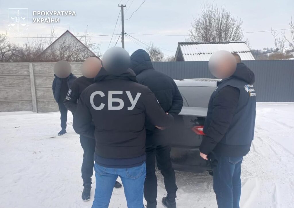 Фото до матеріалу: 5000 доларів за «зникнення» з розшуку: на Черкащині судитимуть експравоохоронця