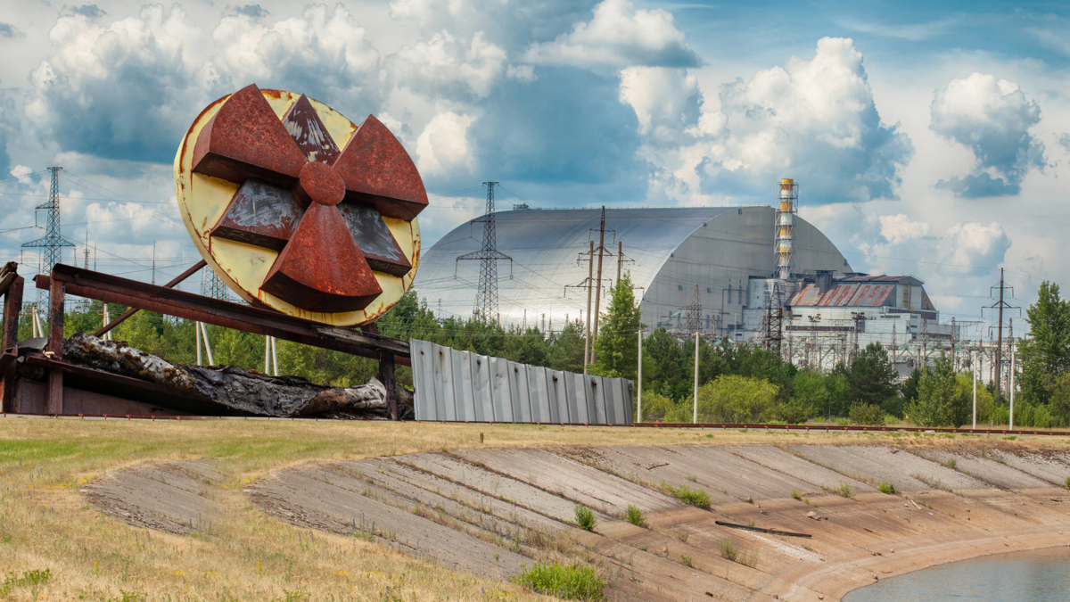 Фото до матеріалу: Зеленський у річницю Чорнобильської катастрофи: світ має зупинити ядерний тероризм Росії