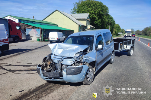 Фото до матеріалу: ДТП на трасі Тернопіль–Львів: жінка госпіталізована після лобового зіткнення